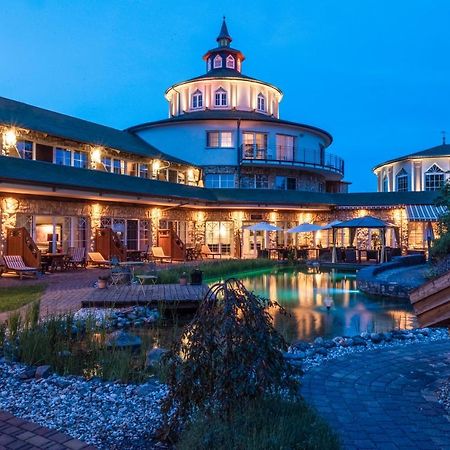 Wellnesshotel Seeschloesschen - Privat- Spa & Naturresort ゼンフテンベルク エクステリア 写真