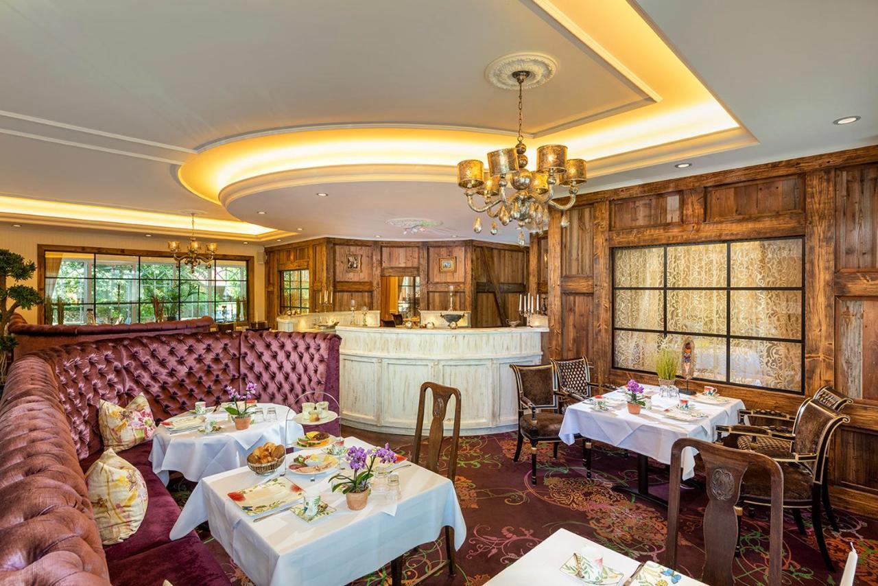 Wellnesshotel Seeschloesschen - Privat- Spa & Naturresort ゼンフテンベルク エクステリア 写真