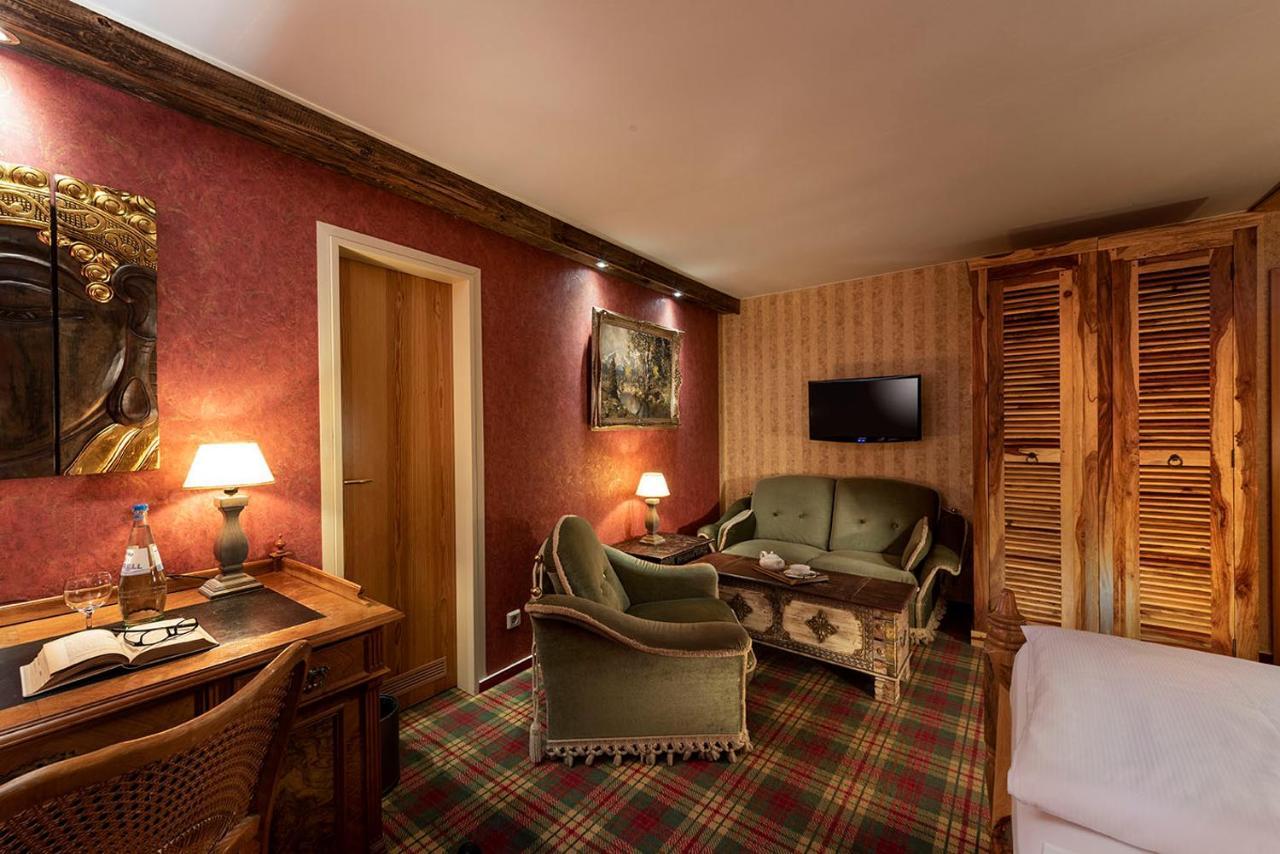 Wellnesshotel Seeschloesschen - Privat- Spa & Naturresort ゼンフテンベルク エクステリア 写真