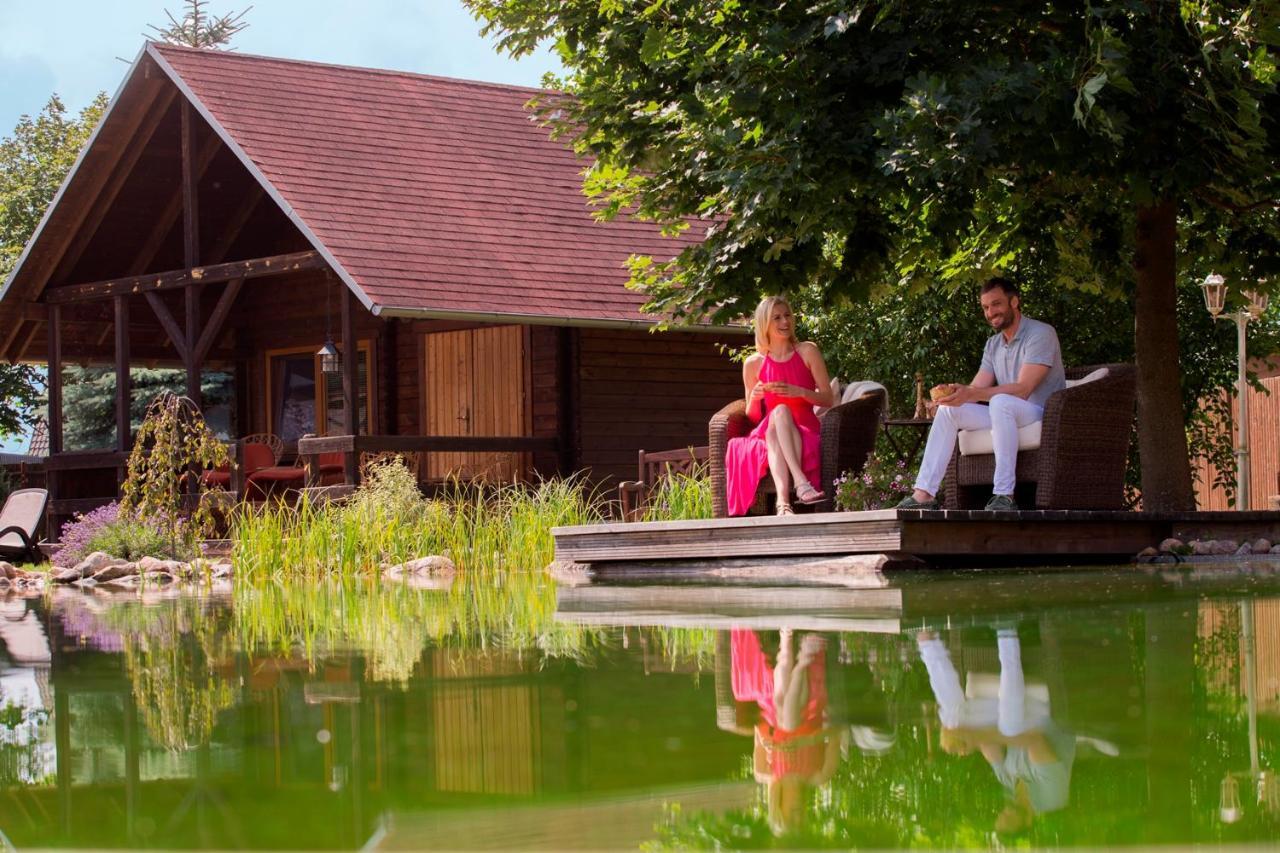 Wellnesshotel Seeschloesschen - Privat- Spa & Naturresort ゼンフテンベルク エクステリア 写真